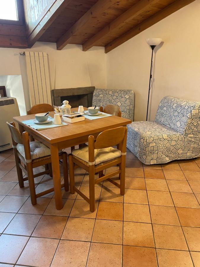 La Casa Rustica Di Ale E Becky Lägenhet Bergamo Exteriör bild